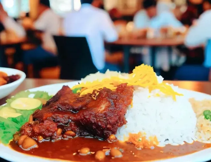 https://api.holicay.com/uploads/medium_91a1eedd-webp-nasi kandar.webp